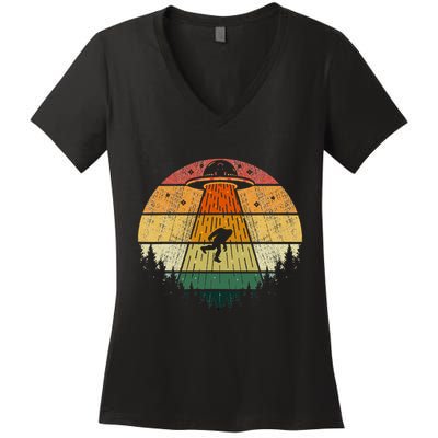 Retro Vintage Bigfoot Ufo Abduction Funny Sasquatch Aliens Women's V-Neck T-Shirt