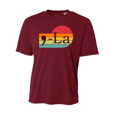 Retro Vintage Comma La Kamala Harris 2024 Youth Performance Sprint T-Shirt