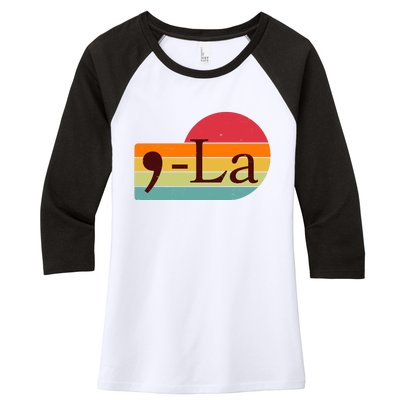 Retro Vintage Comma La Kamala Harris 2024 Women's Tri-Blend 3/4-Sleeve Raglan Shirt