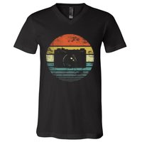 Retro Vintage Camera Photography Lover Photographer Gift V-Neck T-Shirt