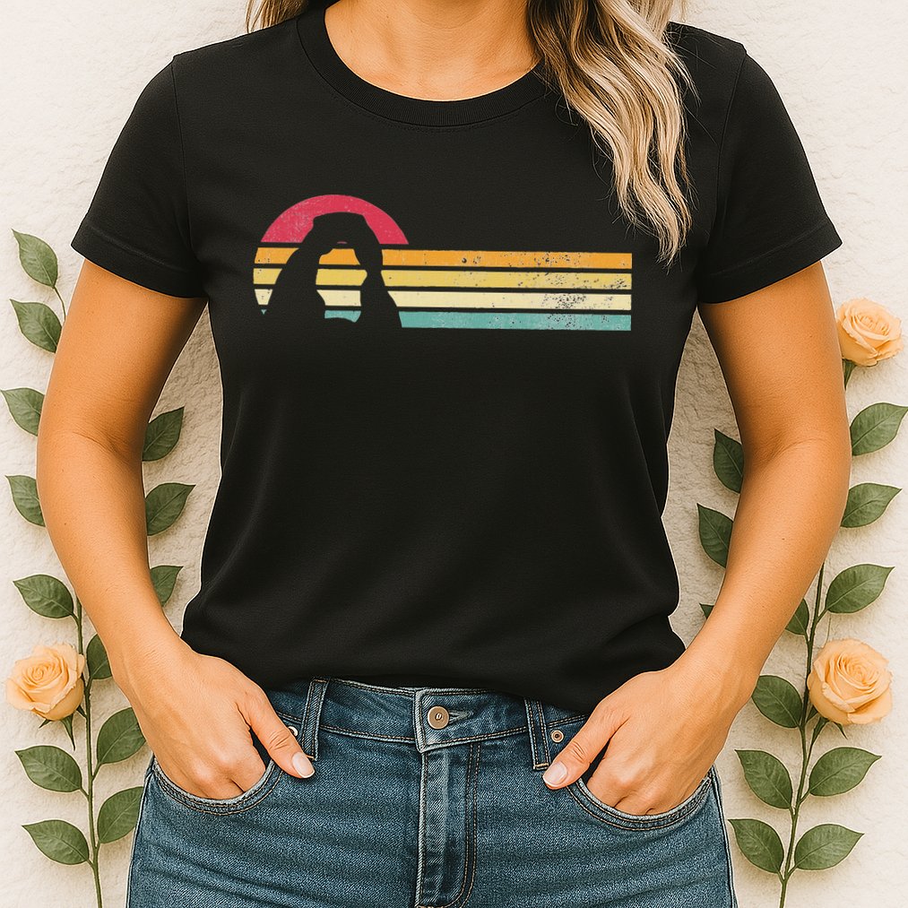 Retro Vintage Delicate Arch Silhouette Arches National Park Womens T-Shirt