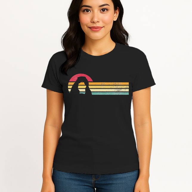 Retro Vintage Delicate Arch Silhouette Arches National Park Womens T-Shirt