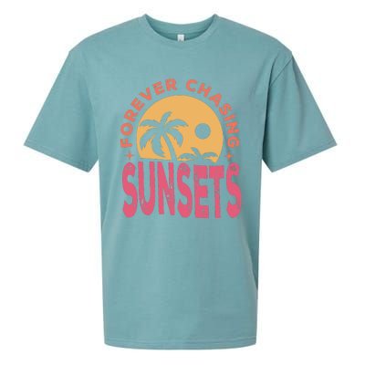 Retro Vintage Forever Chasing Sunsets Summer Vacation Outfit Sueded Cloud Jersey T-Shirt