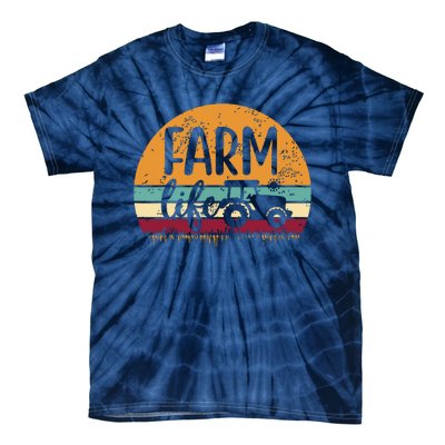 Retro Vintage Farm Life Farming Tractor Family Farmer Gift Tie-Dye T-Shirt