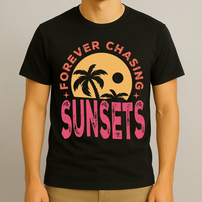 Retro Vintage Forever Chasing Sunsets Summer Vacation Outfit T-Shirt