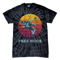 Retro Vintage Faded Cracked 70 80s Style Free Hugs Wrestling Tie-Dye T-Shirt