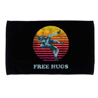 Retro Vintage Faded Cracked 70 80s Style Free Hugs Wrestling Microfiber Hand Towel