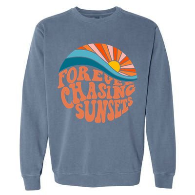 Retro Vintage Forever Chasing Sunsets Aesthetic Garment-Dyed Sweatshirt