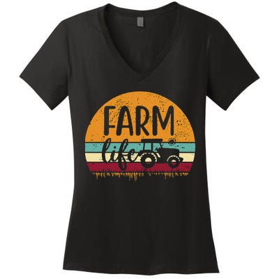 Retro Vintage Farm Life Farming Tractor Family Farmer Women's V-Neck T-Shirt