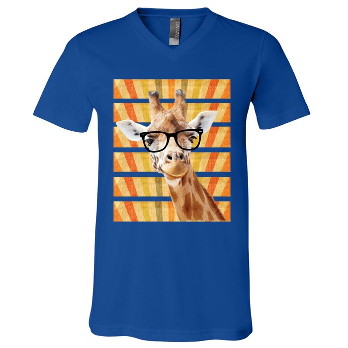 Retro Vintage Giraffe Sunglasses Funny Animal Lover Cool Gift V-Neck T-Shirt