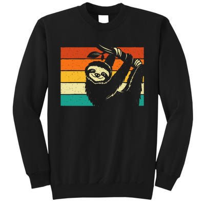 Retro Vintage Hanging Sloth Nature Animal Lover Zookeeper Sweatshirt