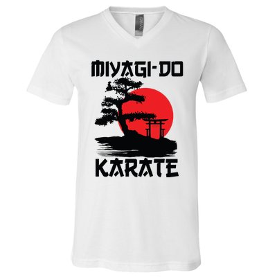 Retro Vintage Miyagi Do Karate Life Bonsai Martial Arts V-Neck T-Shirt