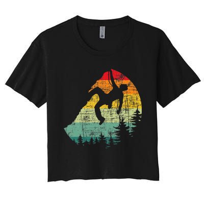 Retro Vintage Mountain Climber Rock Climbing Bouldering Women's Crop Top Tee