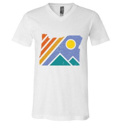 Retro Vintage Oregon Throwback Mountains And Gift V-Neck T-Shirt