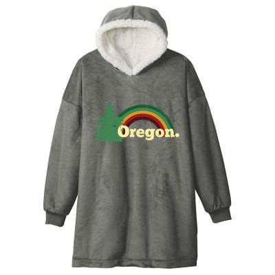 Retro Vintage Oregon Throwback Rainbow Distressed Gift Hooded Wearable Blanket