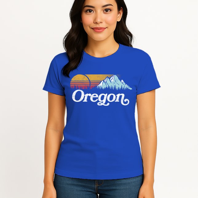 Retro Vibe Oregon Cool Gift Vintage Mountains And Sun Cool Gift Womens T-Shirt
