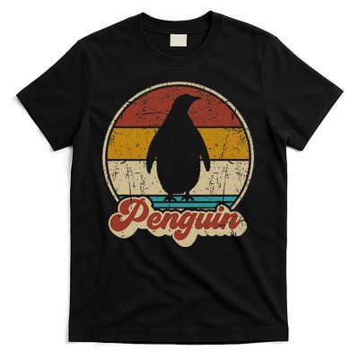 Retro Vintage Penguin Funny Penguin Lover T-Shirt