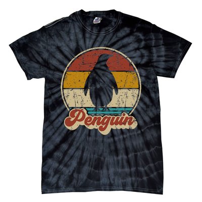 Retro Vintage Penguin Funny Penguin Lover Tie-Dye T-Shirt