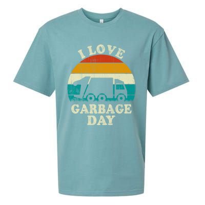 Retro Vintage Recycling Trash I Love Garbage Day Truck Meaningful Gift Sueded Cloud Jersey T-Shirt