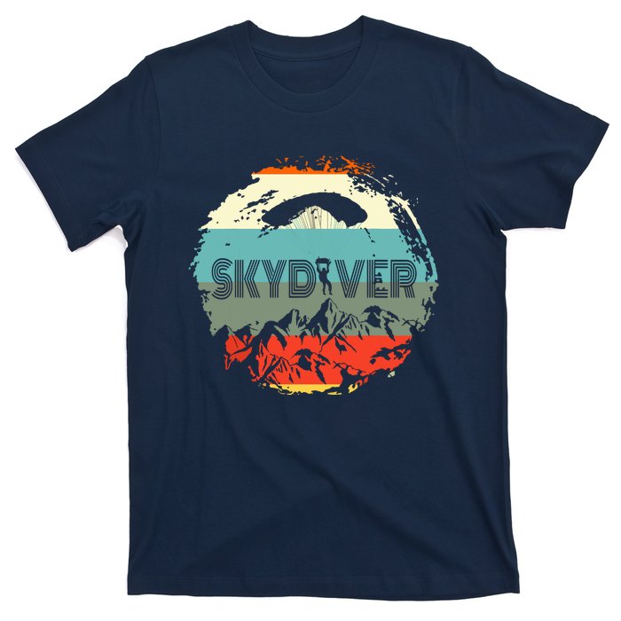 Retro Vintage Skydiver Skydiving Parachuting Skydive Gift T-Shirt