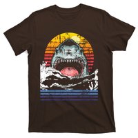 Retro Vintage Shark Marine Biologist Wildlife Shark Lovers T-Shirt