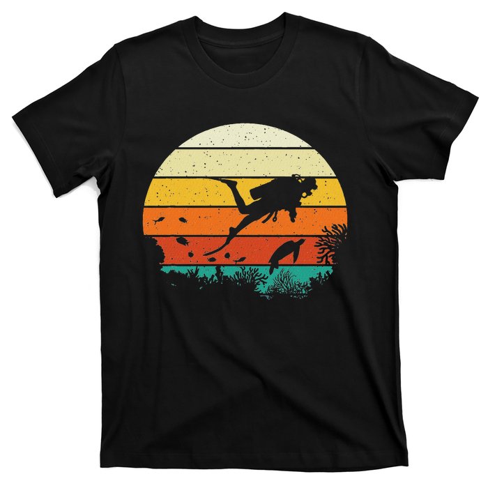 Retro Vintage Scuba Diver Scuba Diving Ocean T-Shirt