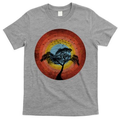 Retro Vintage Scary Wilderness Distressed T-Shirt