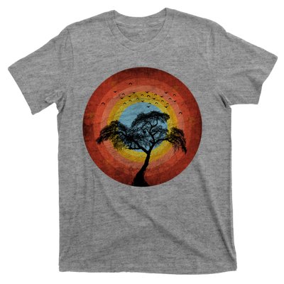 Retro Vintage Scary Wilderness Distressed T-Shirt