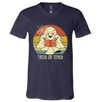 Retro Vintage Trick Or Teach Halloween Teacher Ghost Books V-Neck T-Shirt