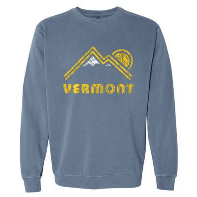 Retro Vermont Vt T Vintage Mountains Design Garment-Dyed Sweatshirt