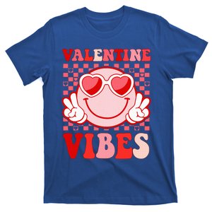 Retro Valentine Vibes Hippie Heart Valentines Day T-Shirt