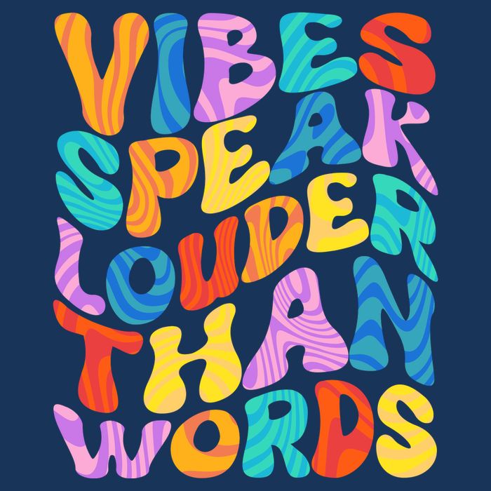 Retro Vintage Vibes Speak Louder Than Words 7-Panel Snapback Hat