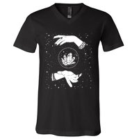 Retro Vintage Witchy Crystal Ball Witch Hands & Star Blacks V-Neck T-Shirt