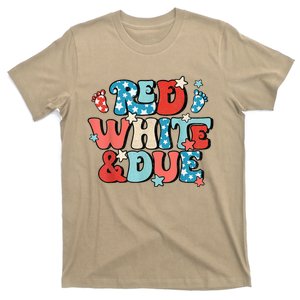 Red White And Due Pregnancy Announcement 4th Of July Groovy T-Shirt