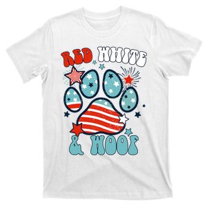 Red White And Woof US Flag Dog Cat Mom Paw Groovy T-Shirt