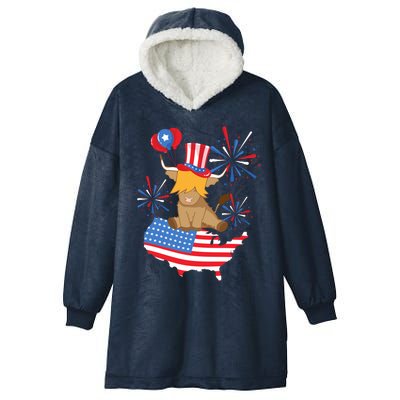 Red White And Moo Highland Cow 4th Of July Celebration Meaningful Gift Hooded Wearable Blanket