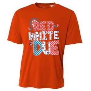 Red White And Due Pregnancy Announcement 4th Of July Groovy Cooling Performance Crew T-Shirt