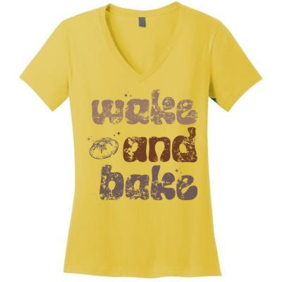 Retro Wake And Bake Funny Sourdough Starter Bread Baking Women's V-Neck T-Shirt