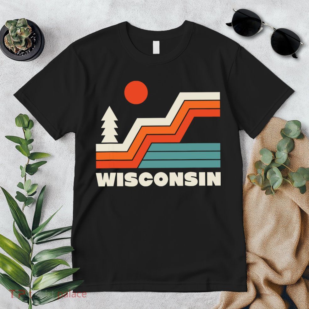 Retro Wisconsin Outdoors Nature Premium T-Shirt
