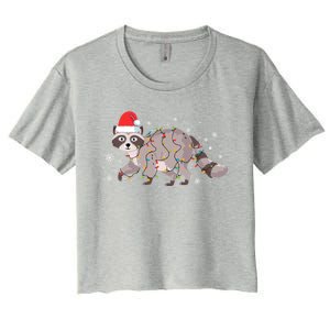 Raccoon Wearing Santa Hat Snowflakes Christmas Lights Gift Women's Crop Top Tee