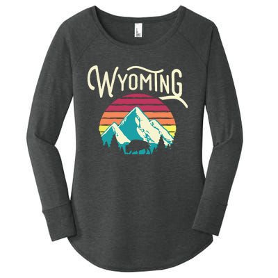 Retro Wyoming WY Mountains State Wildlife Women's Perfect Tri Tunic Long Sleeve Shirt