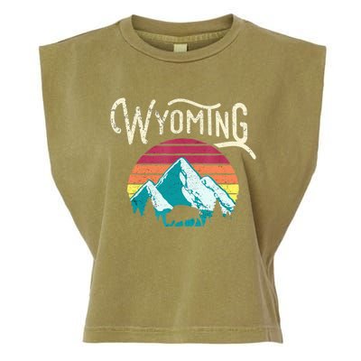 Retro Wyoming, WY Mountains State Wildlife Gift Garment-Dyed Women's Muscle Tee