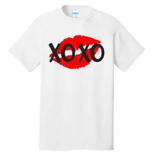 Retro Xoxo Lip Checkered Valentines Day Tall T-Shirt