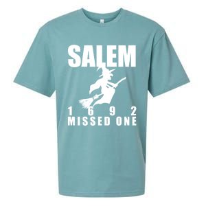 Salem 1692 Missed One Funny Halloween Witch Lover Occult Gift Sueded Cloud Jersey T-Shirt