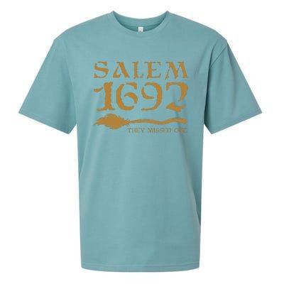 Salem 1692 They Missed One Witch Halloween Sueded Cloud Jersey T-Shirt