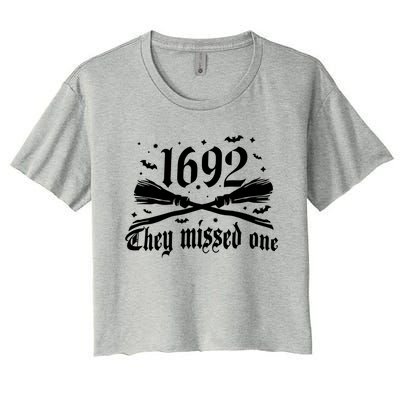 Salem 1692 They Missed One Salem Witch 1692 Halloween Funny Gift Women's Crop Top Tee