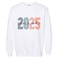 Senior 2025 Class Of 2025 Back To School Retro Graduation Garment-Dyed Sweatshirt