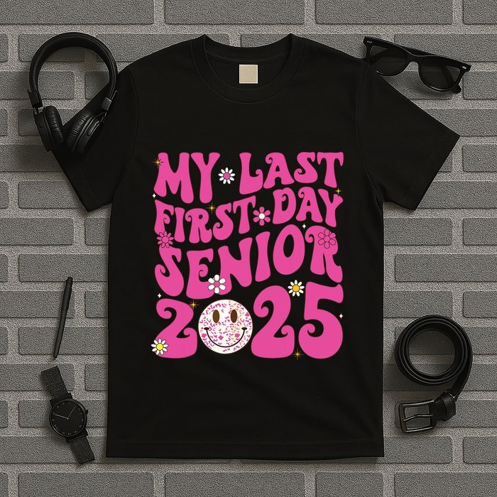 Senior 2025 Class Groovy T-Shirt