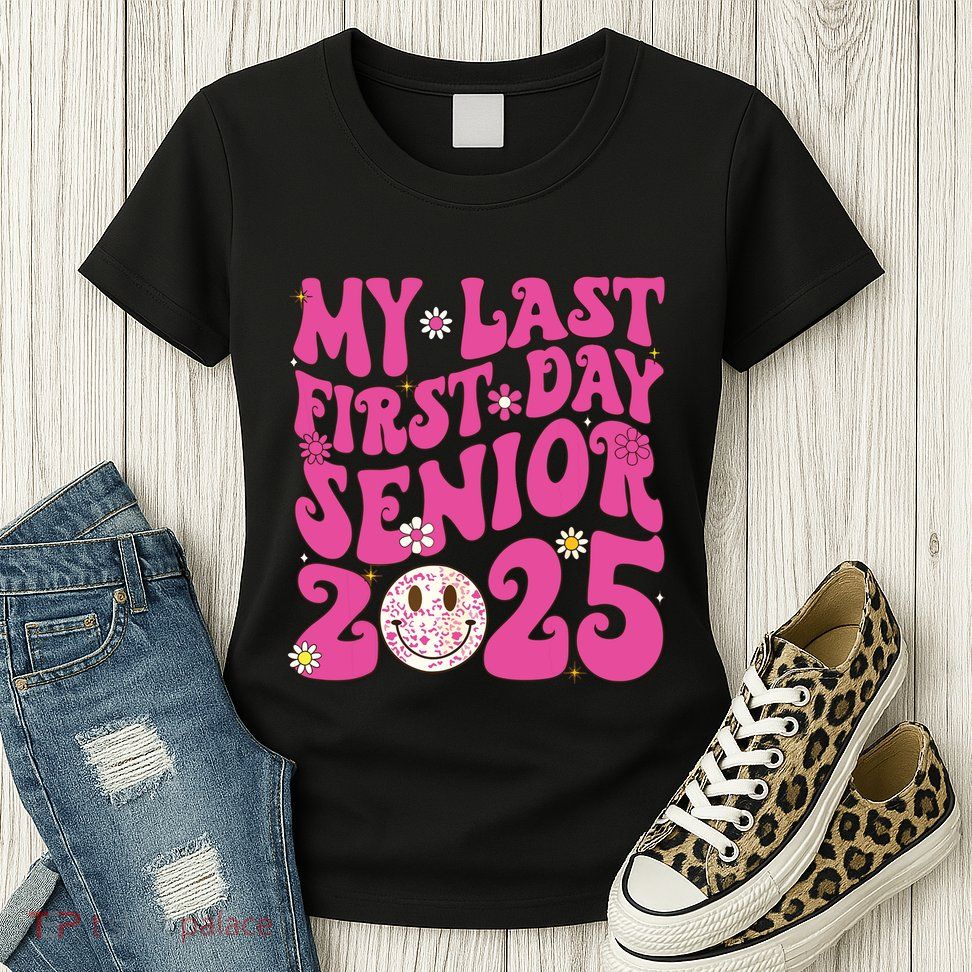 Senior 2025 Class Groovy Womens T-Shirt
