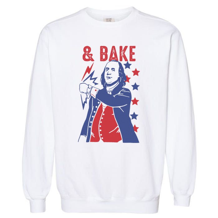 Shake And Bake Funny Couple Matching 4th of July Bake Garment-Dyed Sweatshirt